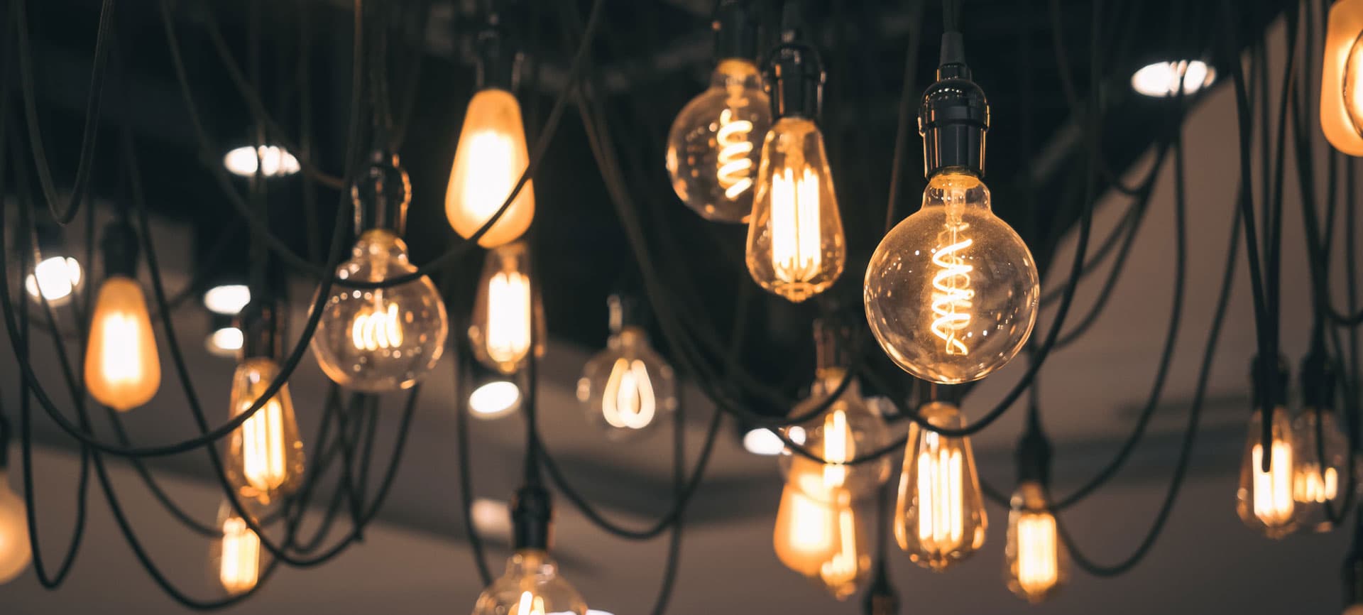 ¿Necesita realizar el mantenimiento de sus instalaciones eléctricas?